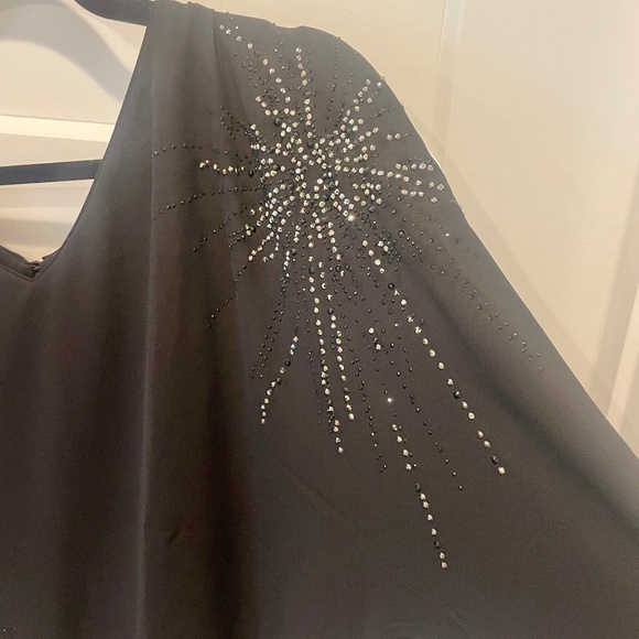 White House Black Market Kimono Sleeve Blouse, M, EUC, Black with Bling - Picture 8 of 13